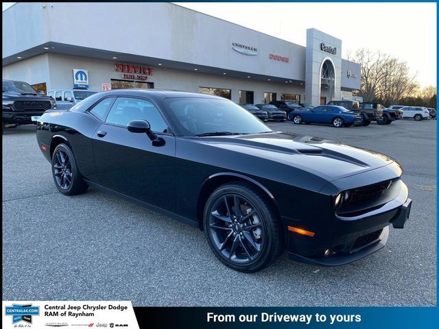 2023 Dodge Challenger SXT