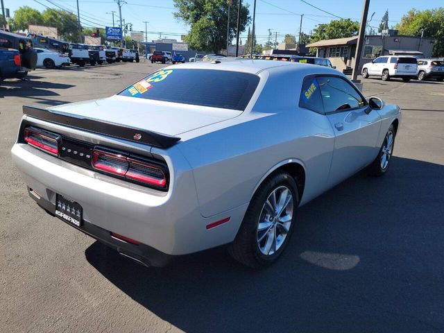 2023 Dodge Challenger SXT