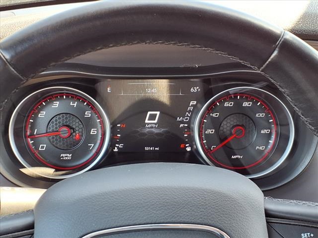 Vehicle image 11 of 14