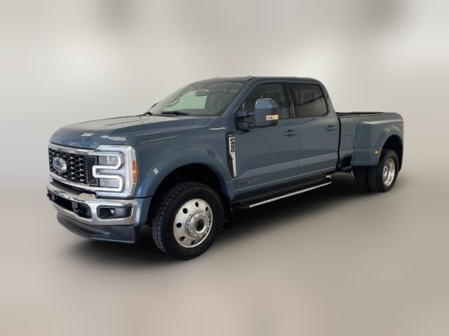 2023 Ford F-450 Lariat