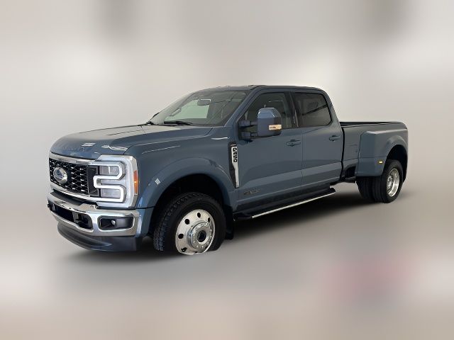 2023 Ford F-450 Lariat