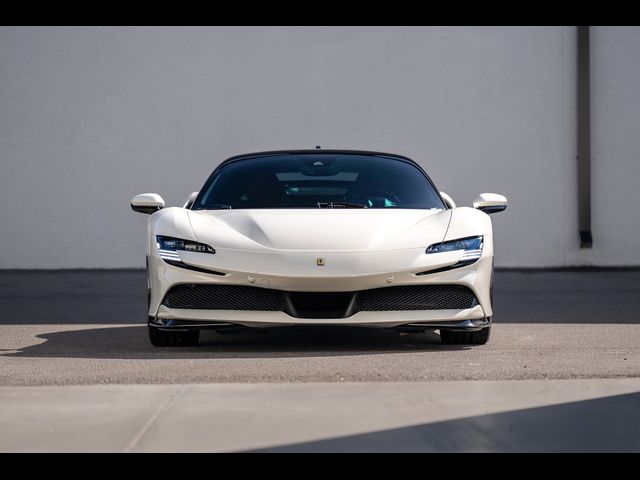 2023 Ferrari SF90 Stradale Base