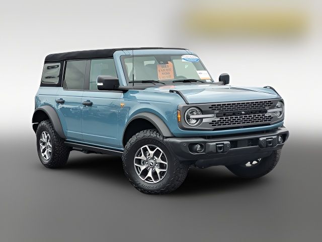 2023 Ford Bronco Badlands