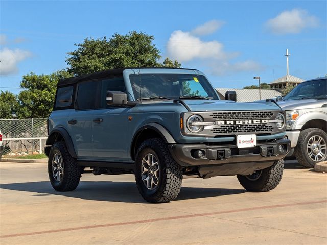 2023 Ford Bronco Badlands