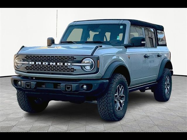 2023 Ford Bronco Base