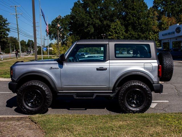 2023 Ford Bronco Base