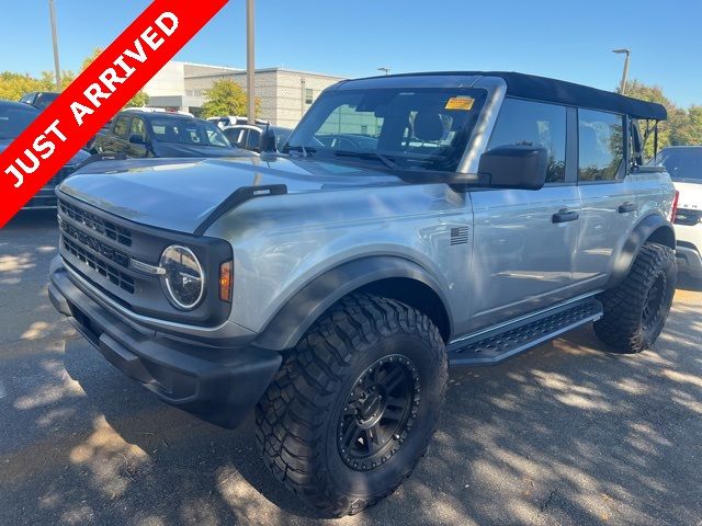 2023 Ford Bronco Base