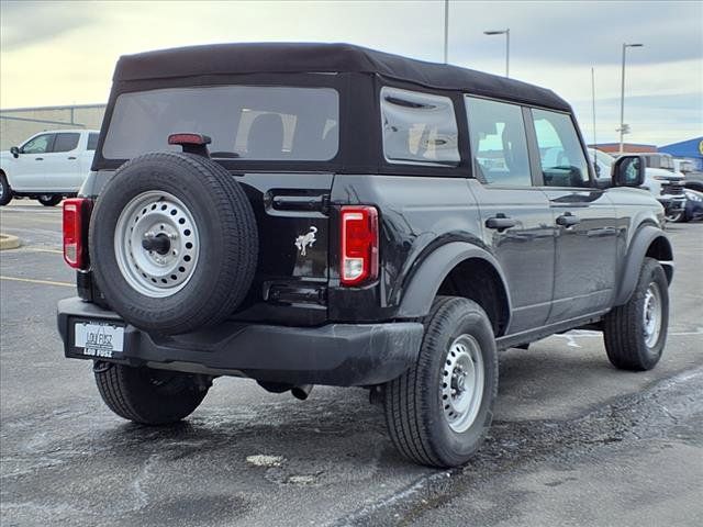2023 Ford Bronco Base