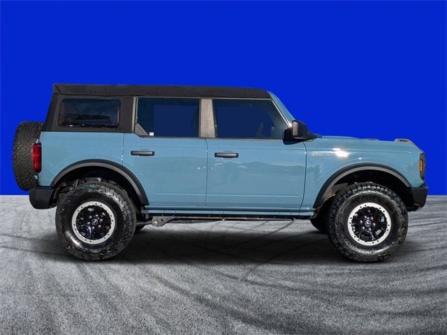 2023 Ford Bronco Base