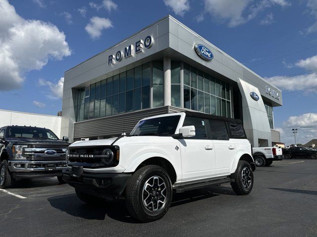 2023 Ford Bronco Outer Banks