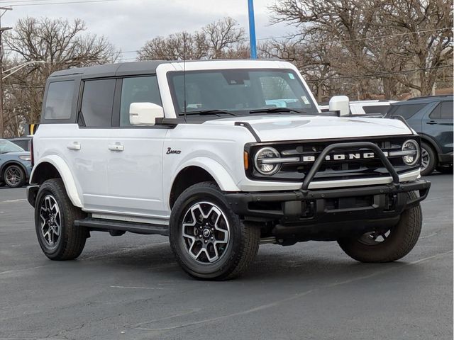 2023 Ford Bronco Outer Banks