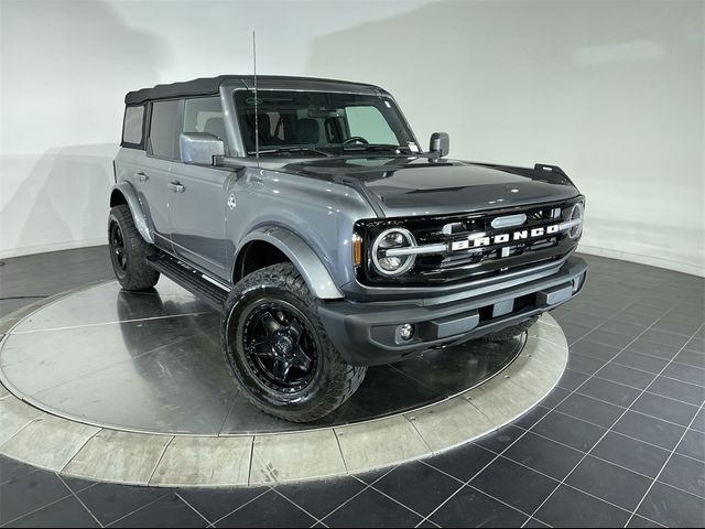 2023 Ford Bronco Base