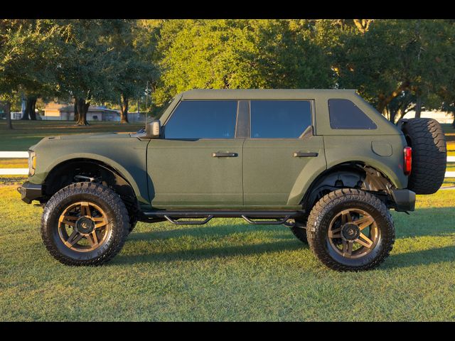 2023 Ford Bronco Base