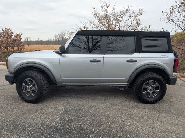 2023 Ford Bronco Base