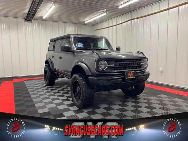 2023 Ford Bronco 