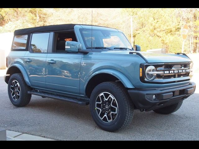 2023 Ford Bronco Outer Banks