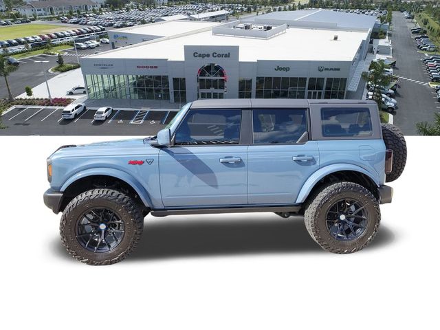 2023 Ford Bronco Base