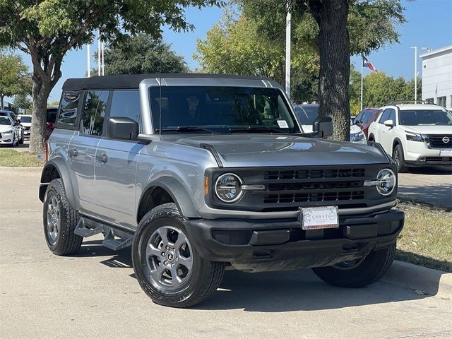 2023 Ford Bronco Base