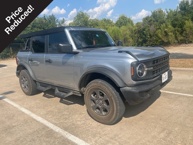 2023 Ford Bronco Base