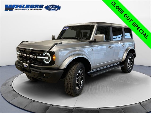 2023 Ford Bronco Base