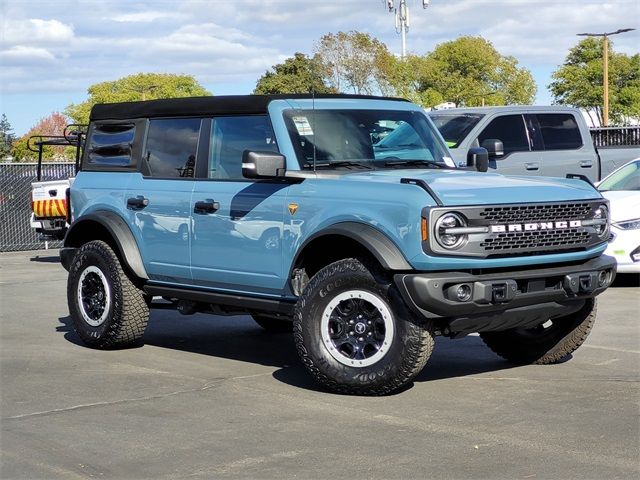 2023 Ford Bronco Badlands