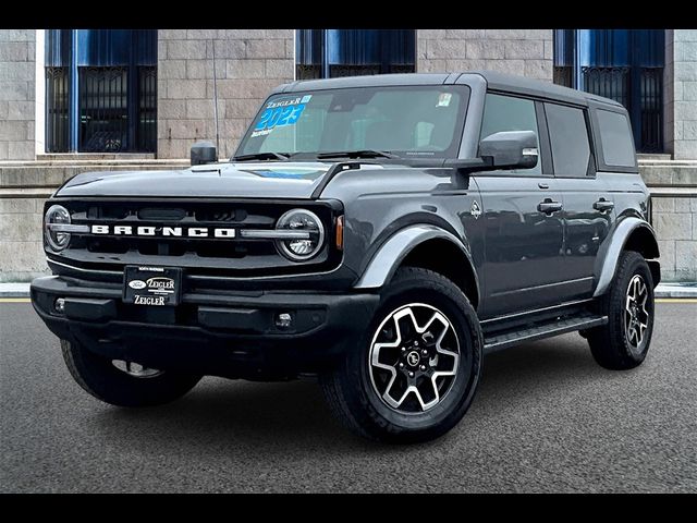 2023 Ford Bronco Outer Banks