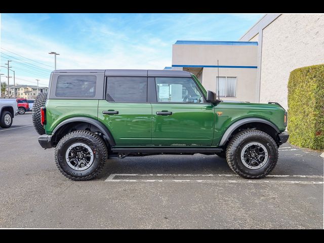 2023 Ford Bronco Badlands