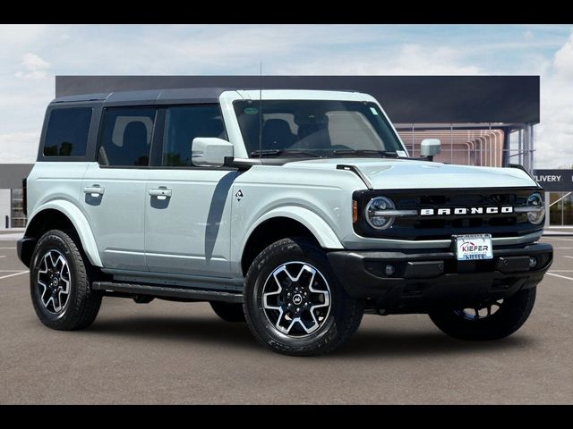 2023 Ford Bronco Outer Banks