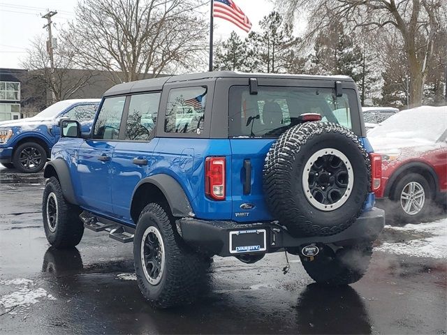 2023 Ford Bronco Base