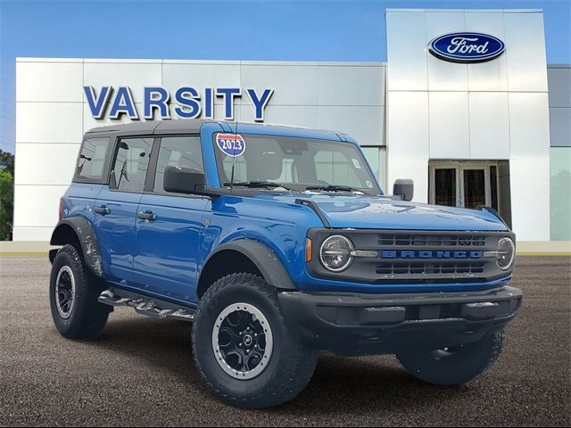 2023 Ford Bronco Base