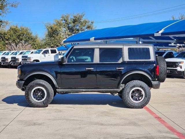 2023 Ford Bronco Base