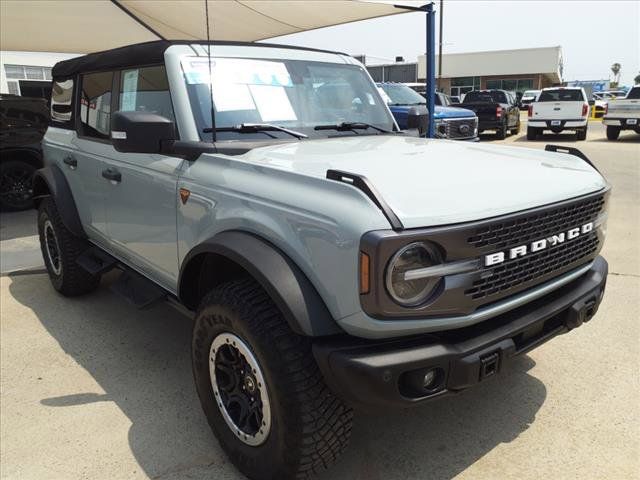 2023 Ford Bronco Badlands