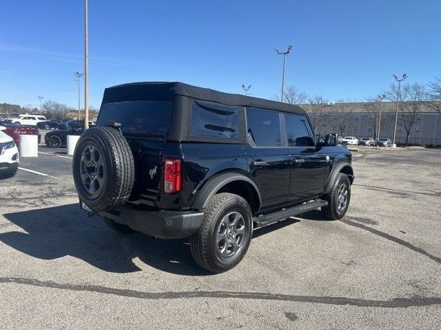 2023 Ford Bronco Base