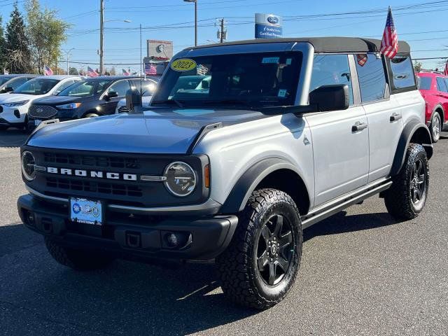 2023 Ford Bronco Black Diamond