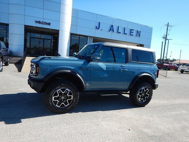 2023 Ford Bronco Outer Banks