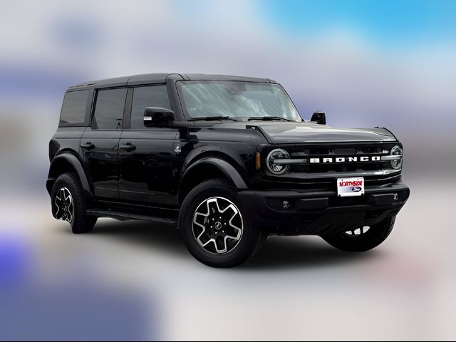 2023 Ford Bronco Outer Banks