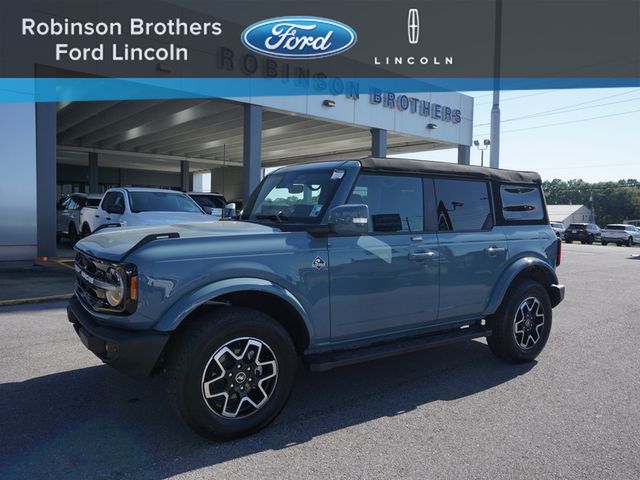 2023 Ford Bronco Outer Banks