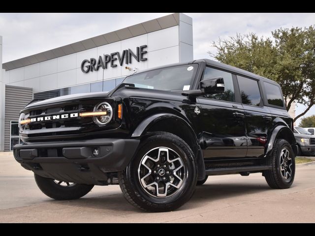 2023 Ford Bronco Outer Banks