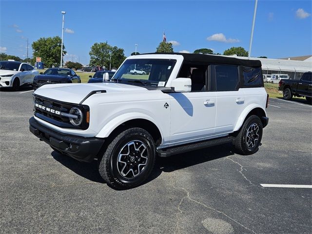 2023 Ford Bronco Outer Banks