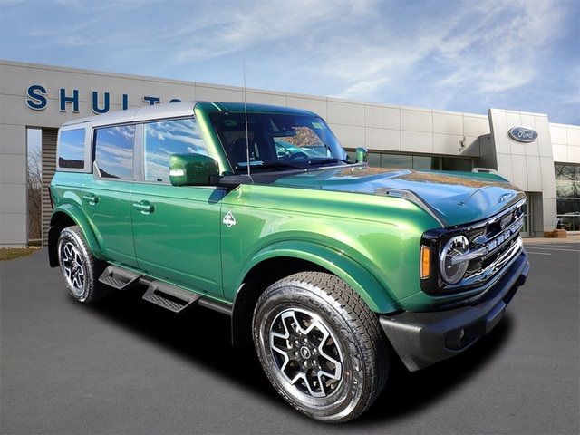 2023 Ford Bronco Outer Banks