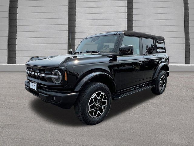 2023 Ford Bronco Base