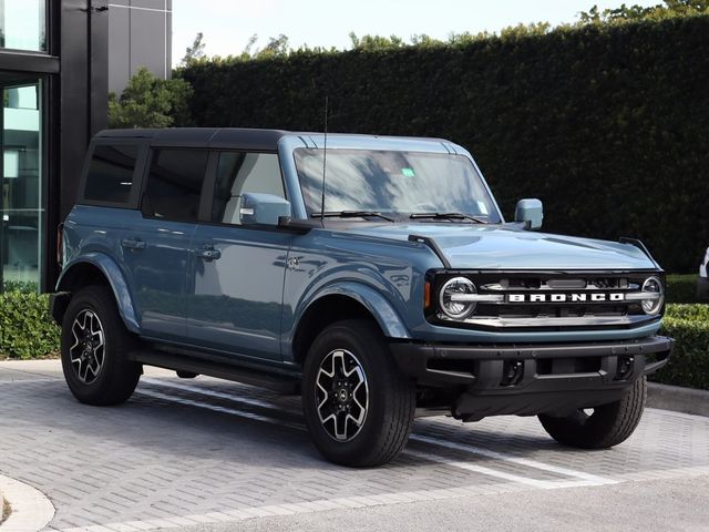 2023 Ford Bronco Outer Banks