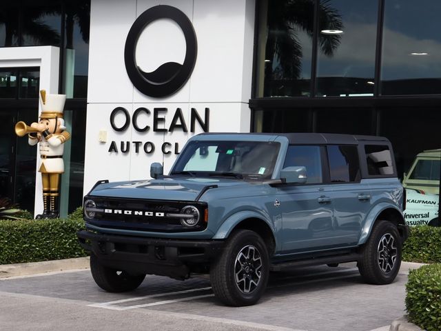 2023 Ford Bronco Outer Banks