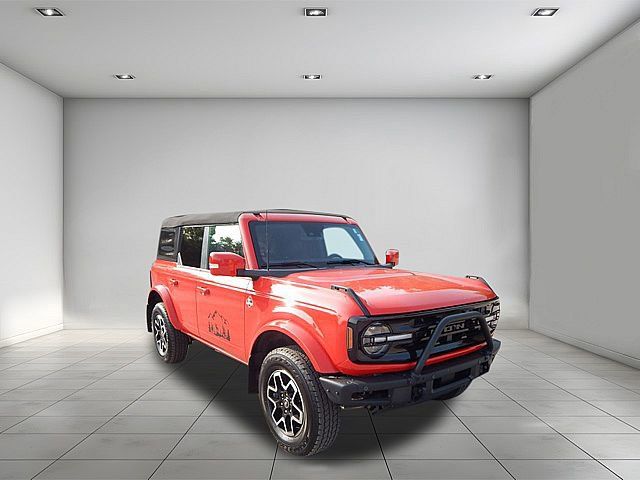 2023 Ford Bronco Outer Banks