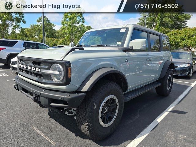 2023 Ford Bronco Outer Banks