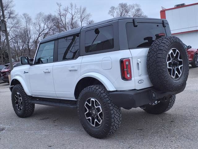 2023 Ford Bronco Outer Banks