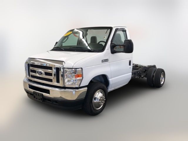 2023 Ford E-Series Base