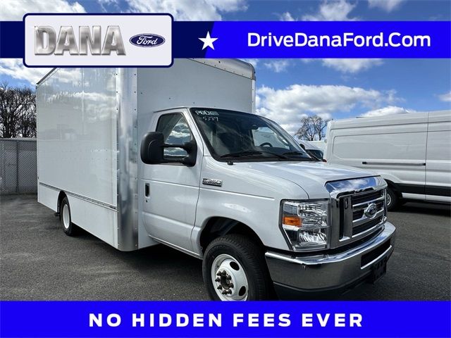 2023 Ford E-Series Base