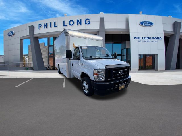 2023 Ford E-Series Base