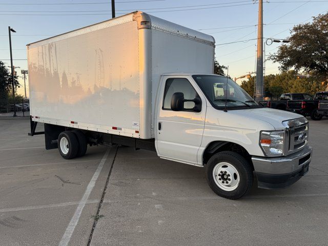 2023 Ford E-Series Base